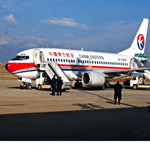 龙湾航空空运航空快运业稳步发展的原因是什么？
